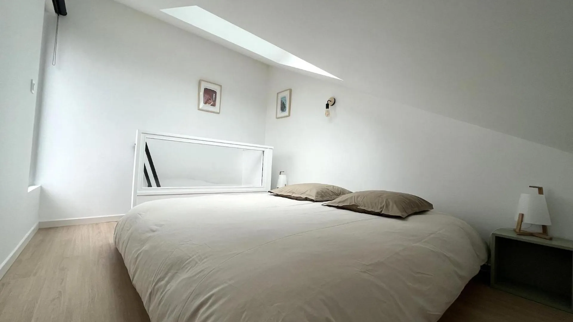 Studio With Terrace And Superb Sea View Locquirec 0*,  Frankrig